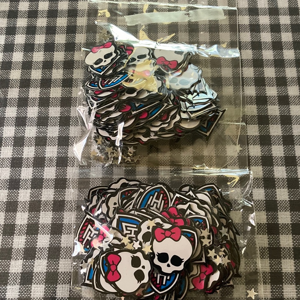 Monster high confetti for parties 2 packs. Brand New NWOT